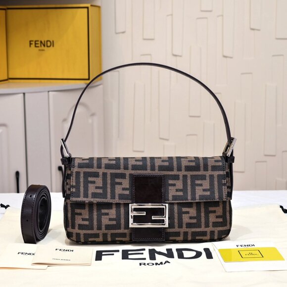 Fendi Baguette Bag Zucca FF - Picture 1 of 9